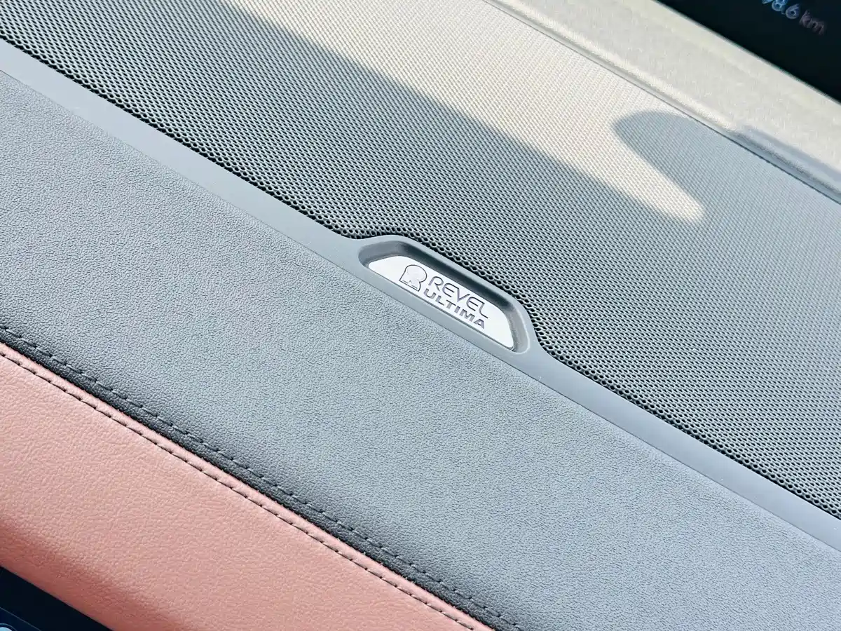 Фото 26 - Lincoln Navigator