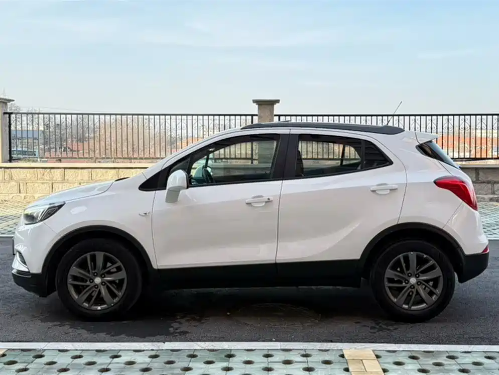 Buick Encore 2016 18T Automatic 2WD Urban Leading фото 4