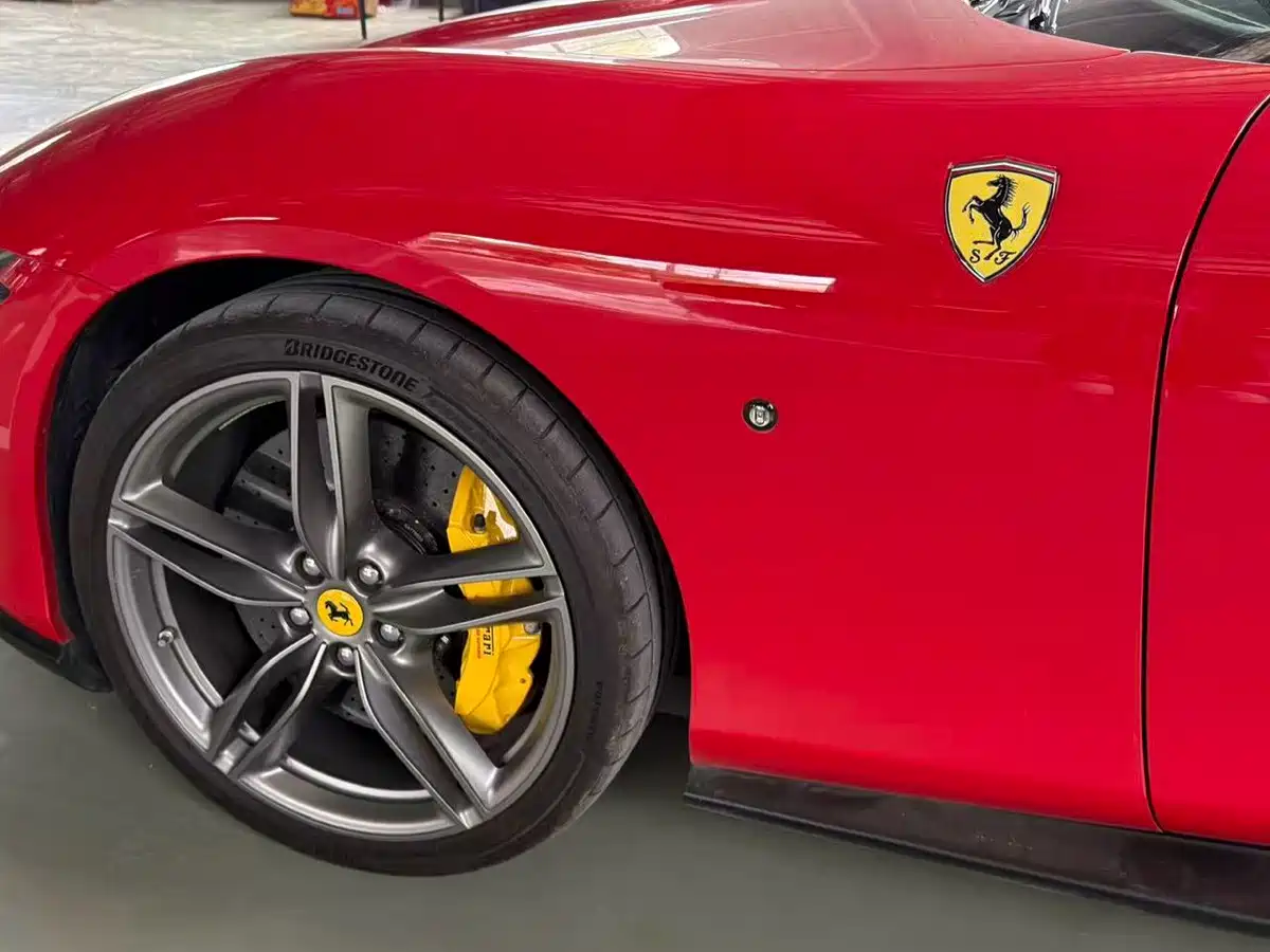 Ferrari Roma 2023 2020 3.9T V8