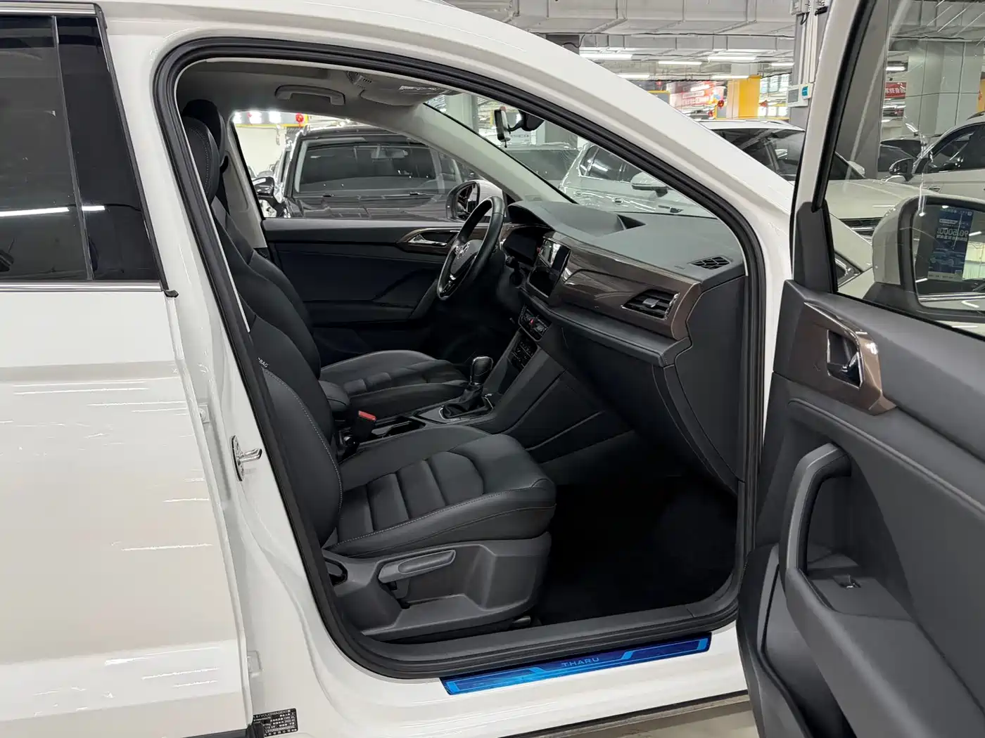 Volkswagen Tharu, миниатюра 13