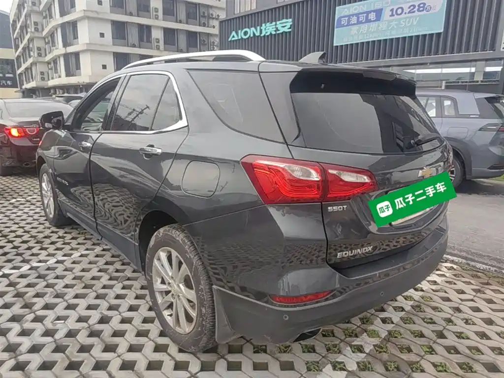 Chevrolet Equinox 2017 550T Automatic 4WD Pioneer Edition фото 9