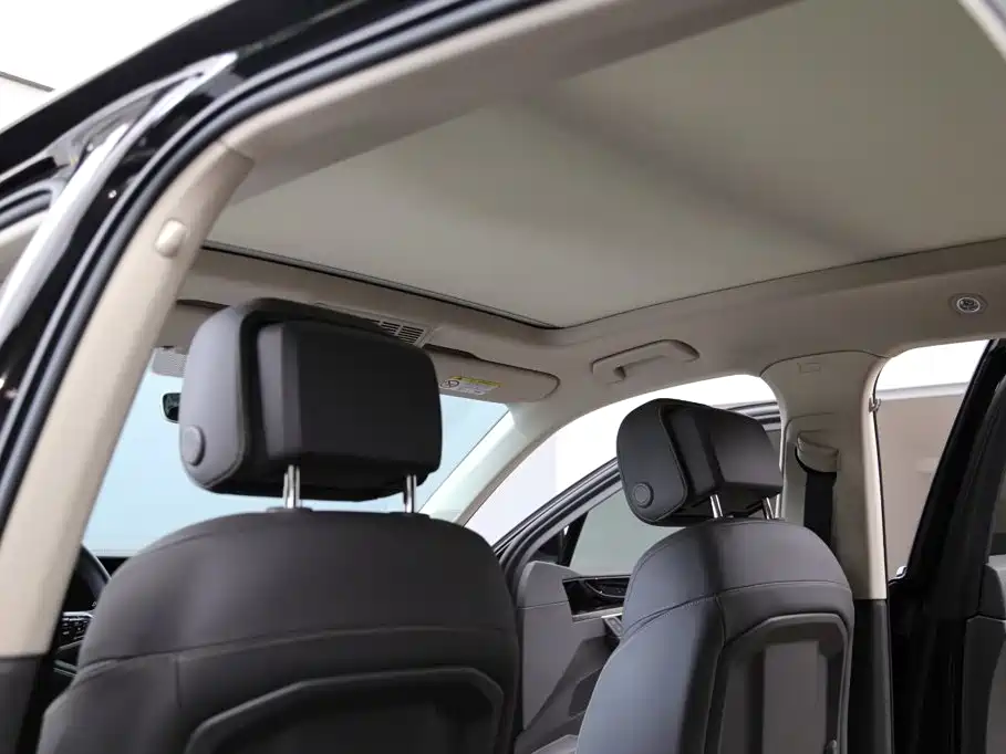 Volkswagen Touareg 2024 2023 3.0TSI R-Line Classic Sports Package