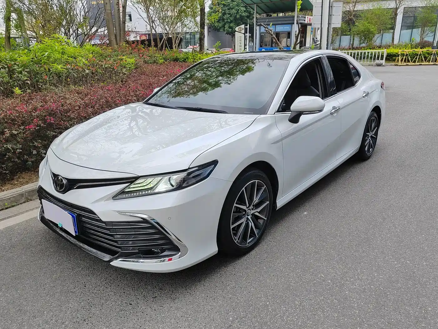 Toyota Camry 2021 2.5G Luxury Edition