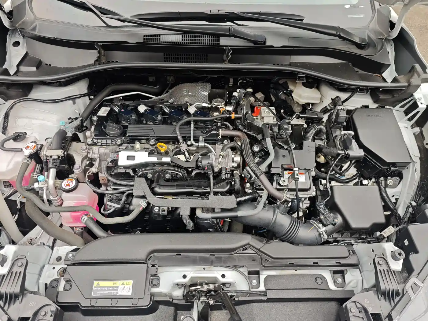 Toyota Frontlander 2023 2.0L Smart Hybrid Dual Engine Prestige Edition фото 5