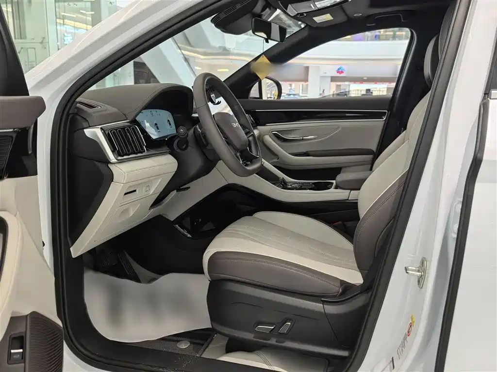 BYD Song PLUS PHEV 2025 DM-i Smart Driving Edition 112KM Honor фото 4