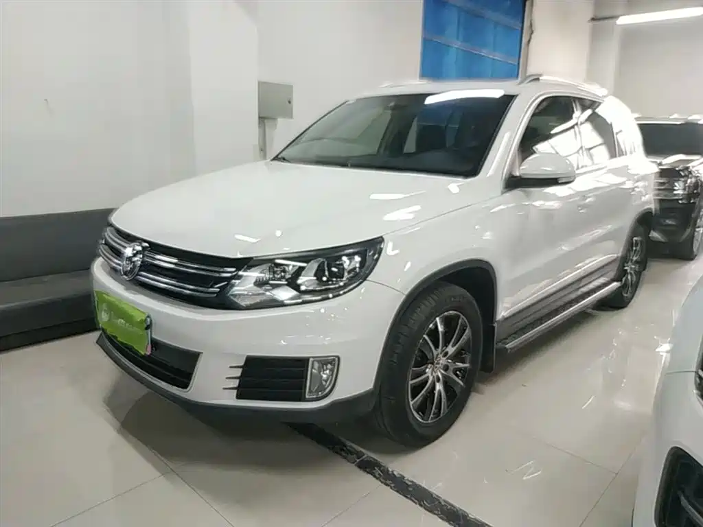 Volkswagen Tiguan 2013 1.8TSI Auto 4WD Luxury фото 2