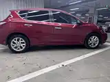 Photo 3 - Nissan Tiida
