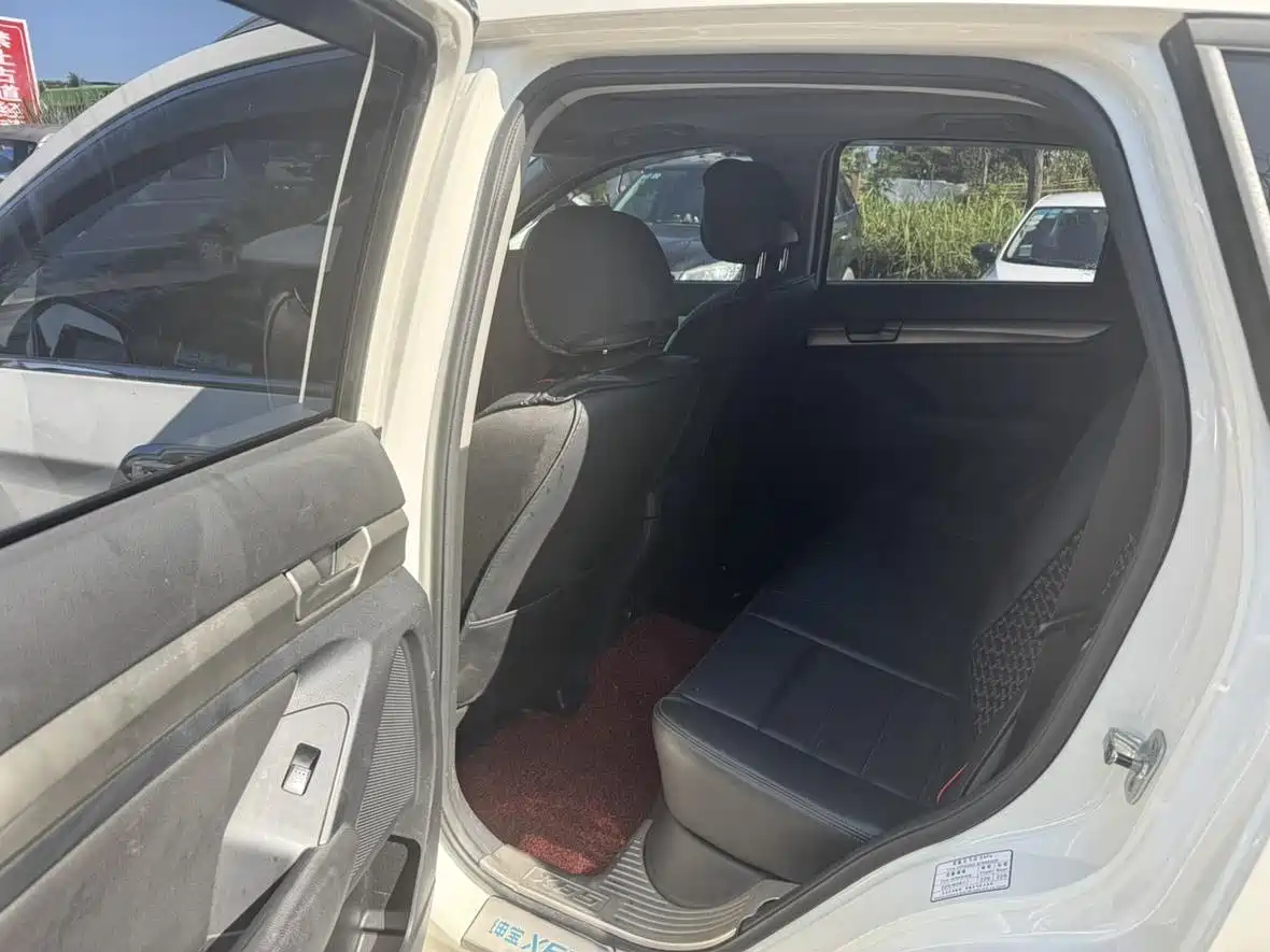 BAIC Senova X65 2015 2015 2.0T Automatic Elite