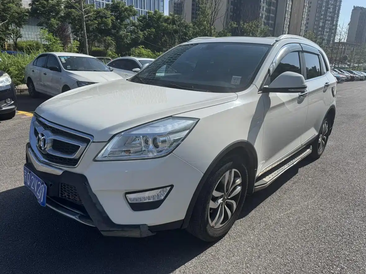 BAIC Senova X65 2015 2015 2.0T Automatic Elite
