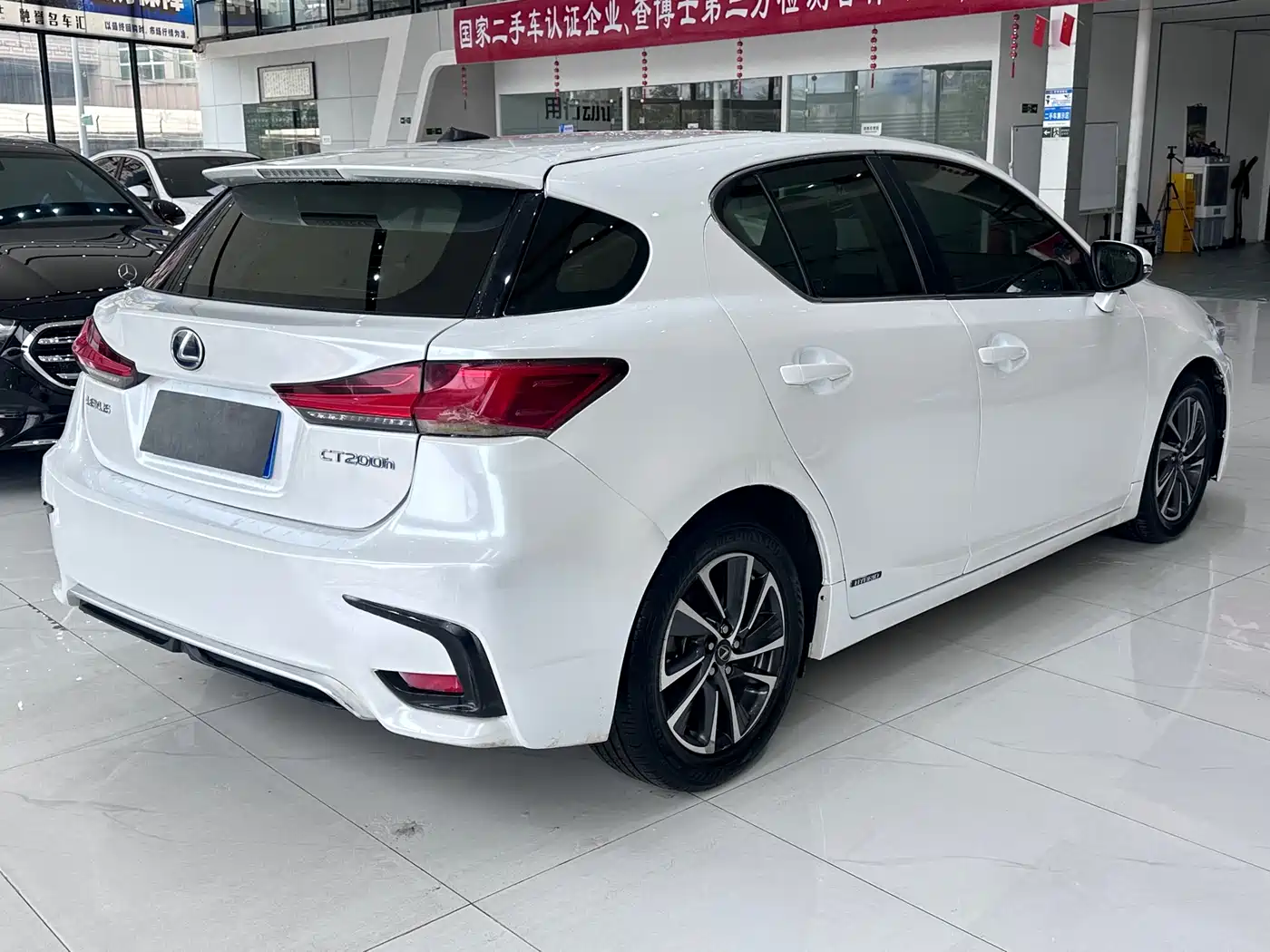Lexus CT 2017 CT200h Elite Edition Monochrome China V фото 7