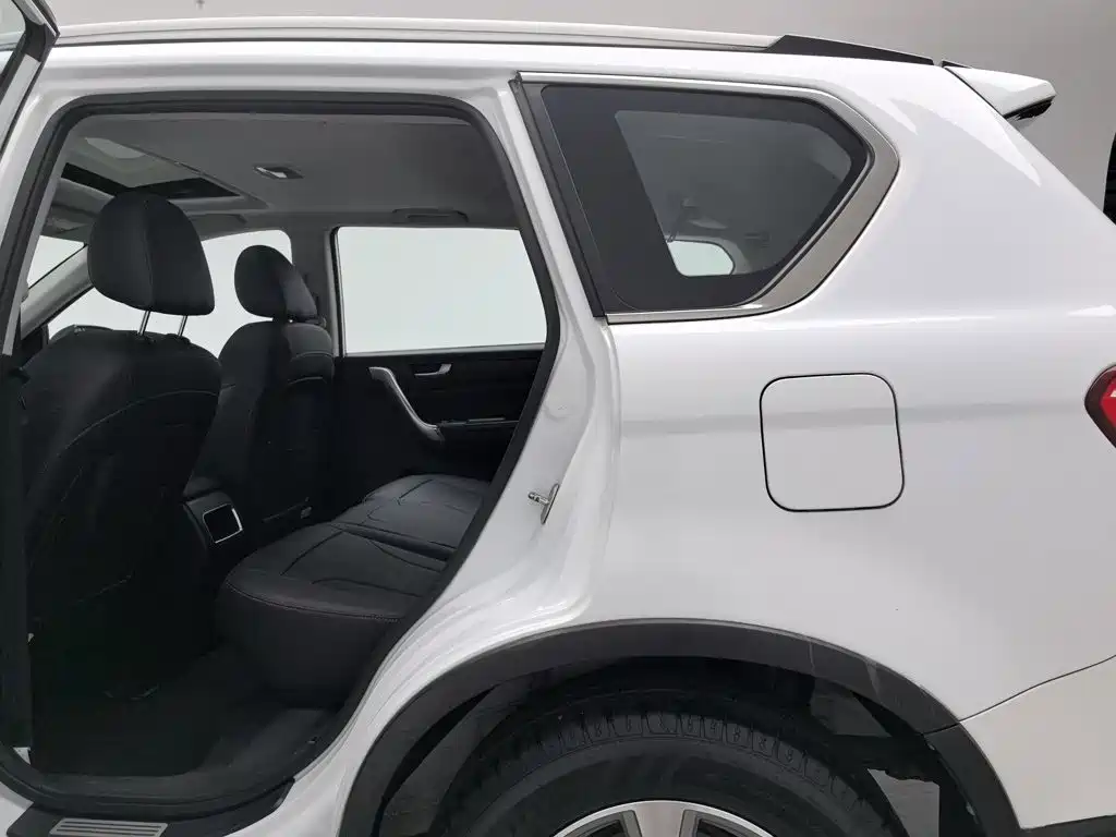 Фото 15 - Haval H6