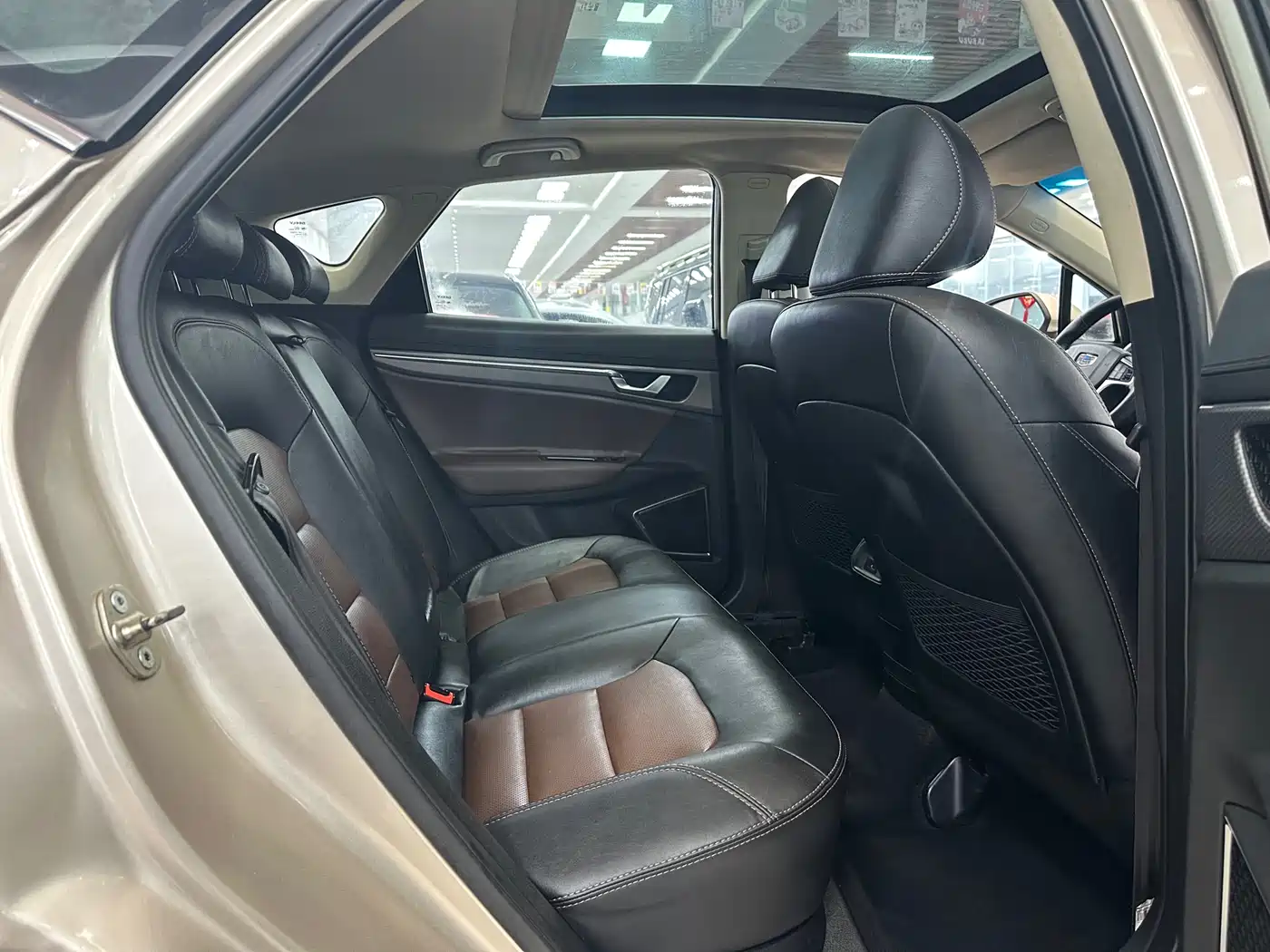 GEELY AUTOMOBILE EMGRAND GS