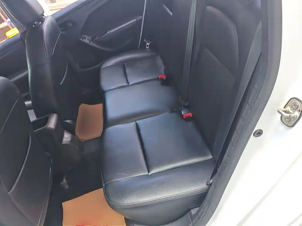 Peugeot 301 2019 2018 1.6L Manual Comfort Edition