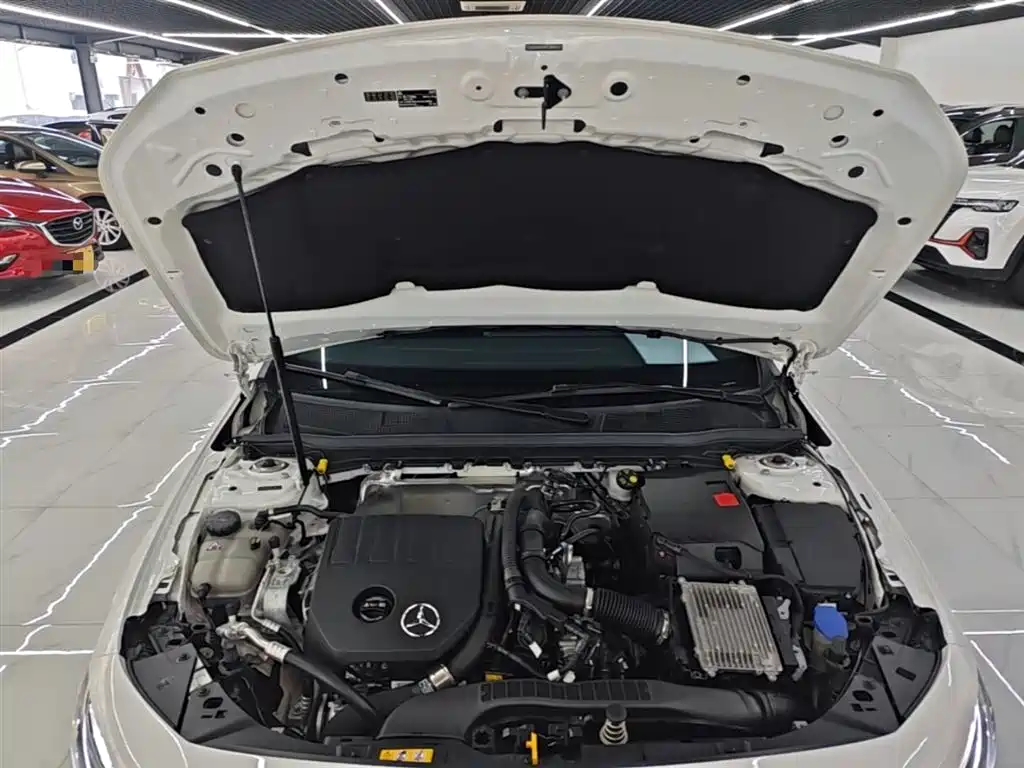 Mercedes-Benz A-Class 2023 A 200 L Fashion фото 20