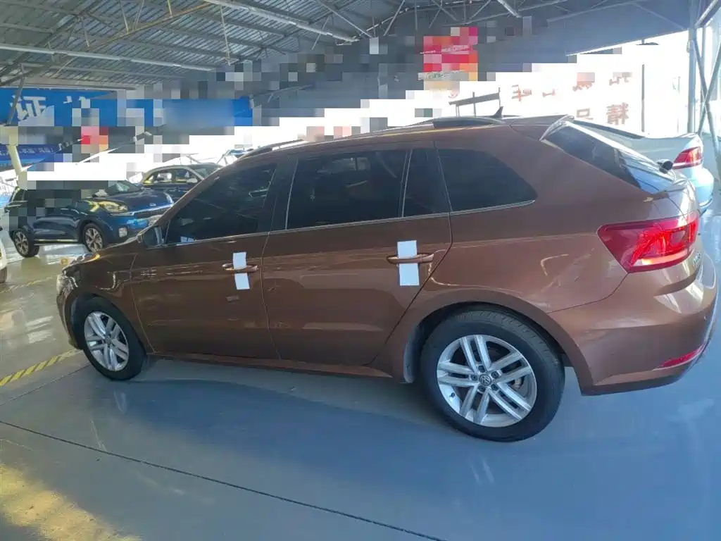Volkswagen Lavida Tour 2017 230TSI DSG Comfort Edition фото 4
