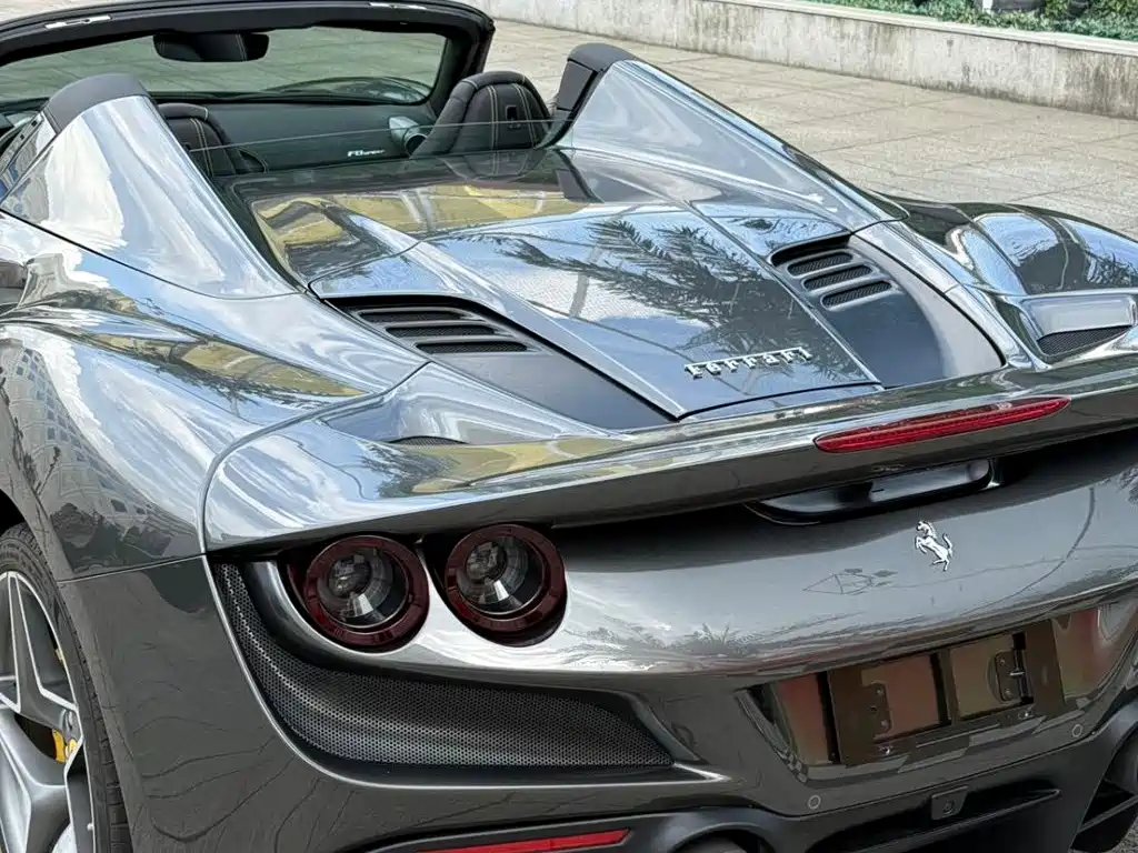 Ferrari F8 2022 2020 Spider 3.9T V8