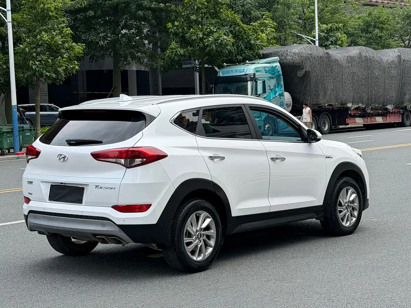 HYUNDAI TUCSON