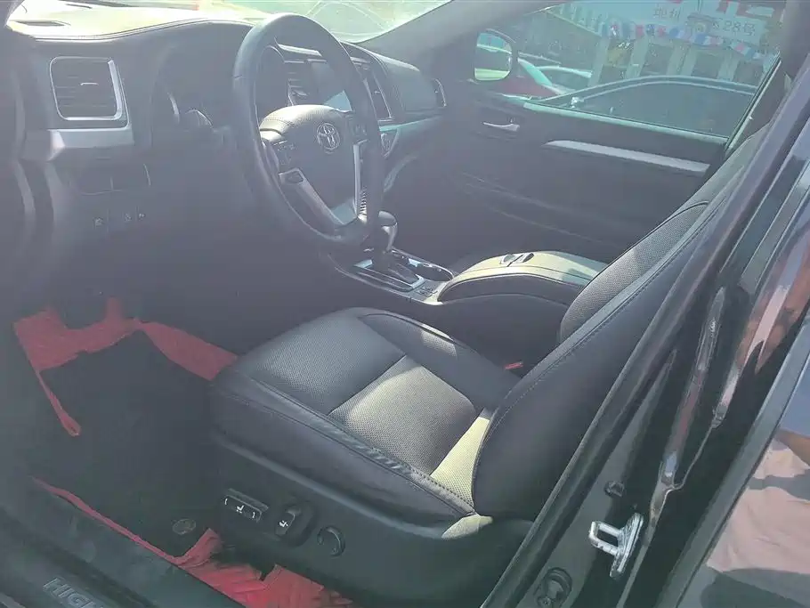 Toyota Highlander 2018 2.0T 4WD Luxury 7-seater (China V) фото 9
