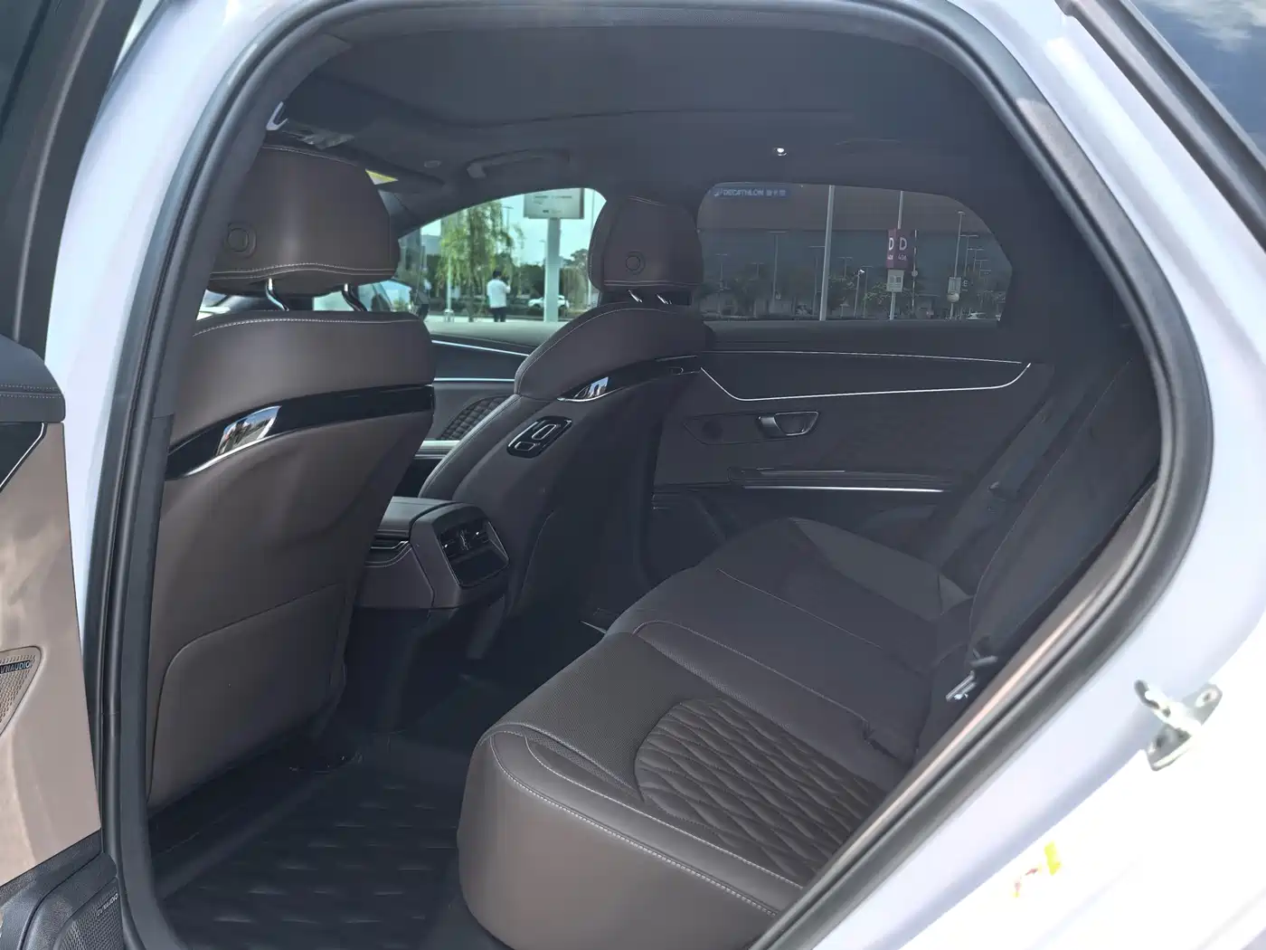 BYD Han 2022 DM-i 121KM Premium Edition фото 10