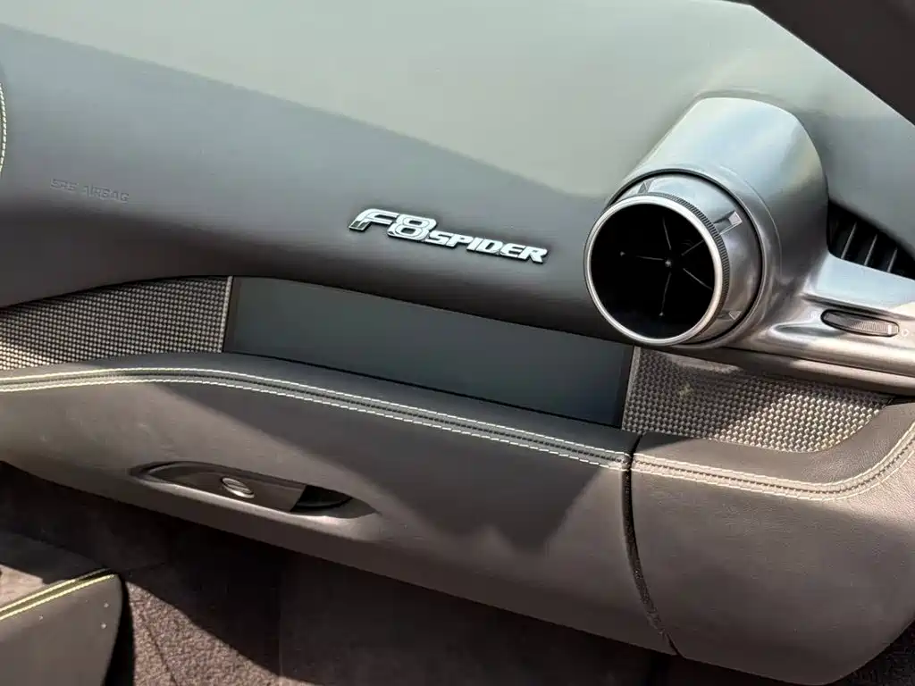 Ferrari F8 2022 2020 Spider 3.9T V8