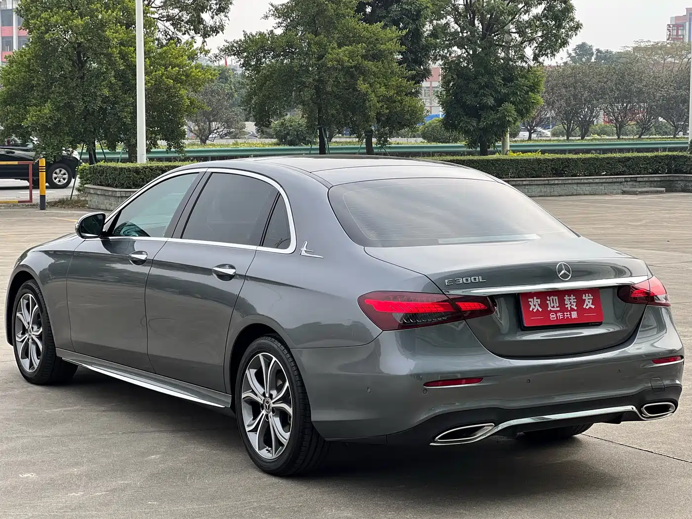 Mercedes-Benz E-Class 2021 E 300 L Sport Premium фото 6