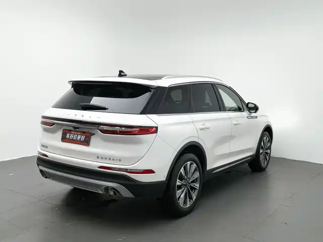 Lincoln Adventurer 2021 2.0T 4WD Glory Edition — фото 2