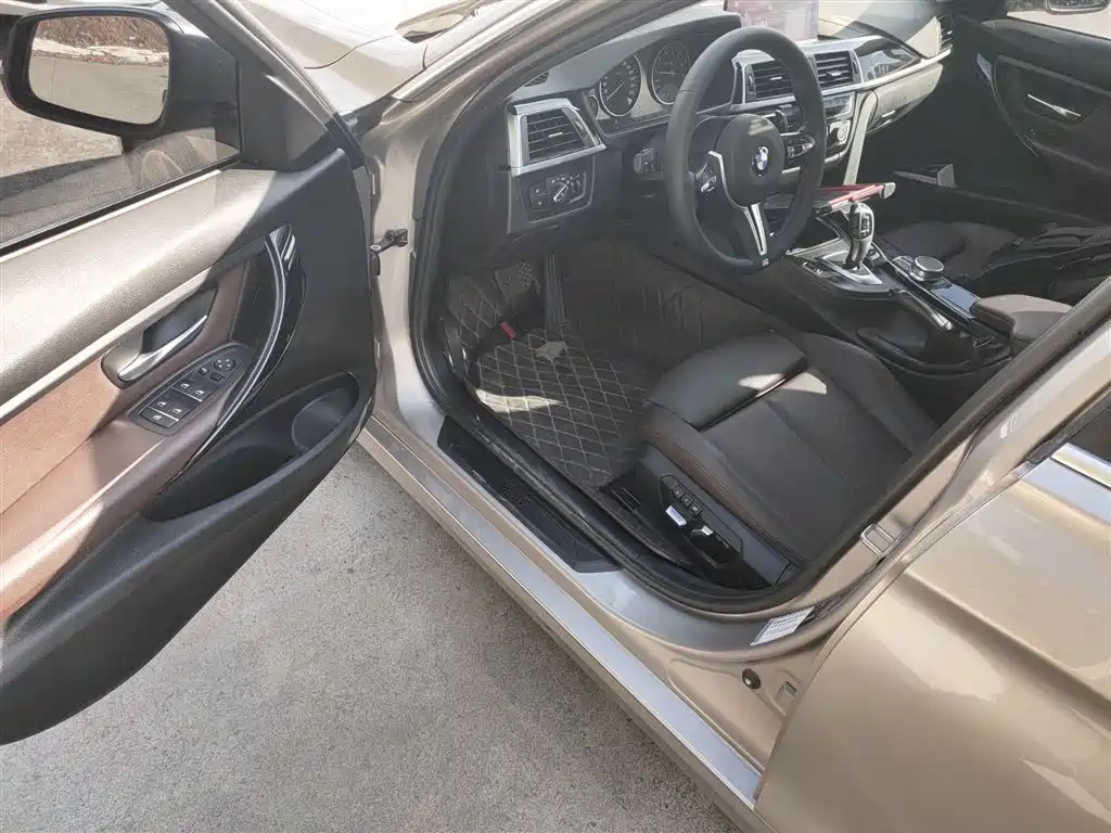 BMW 3 Series 2019 320Li Fashion Type фото 16