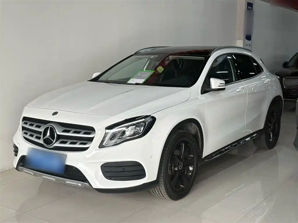 Mercedes-Benz GLA 2019 GLA 200 Fashion