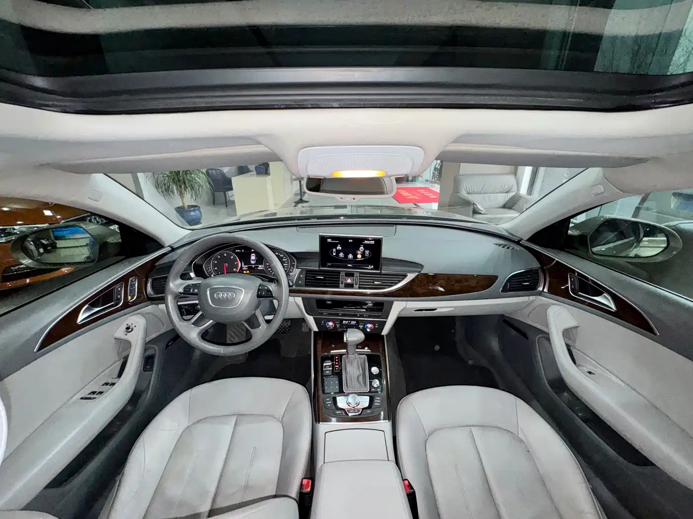 Audi A6L 2012 30 FSI Luxury фото 22