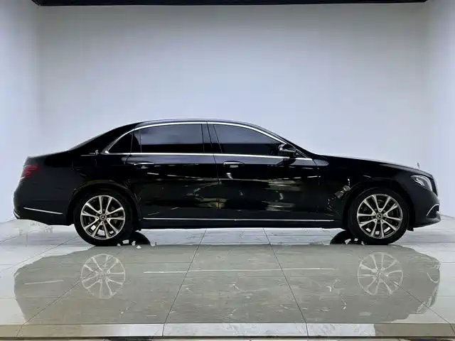 Mercedes-Benz E-Class 2020 E 260 L фото 8