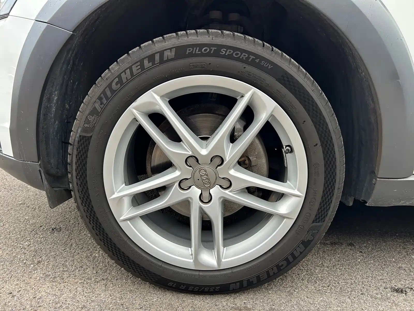 Фото 23 - Audi Q5