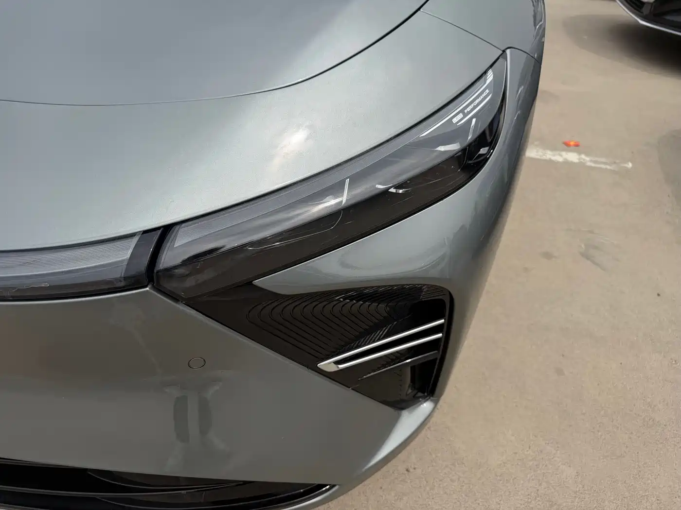 Exeed Exlantix ES 2025 Pure Electric International Edition 70kWh фото 4