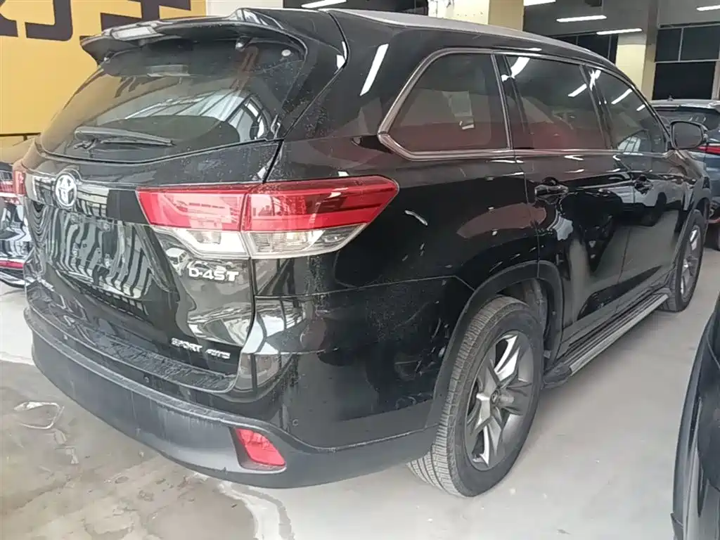 Toyota Highlander 2018 2.0T 4WD Premium 7-seater (China V) фото 7