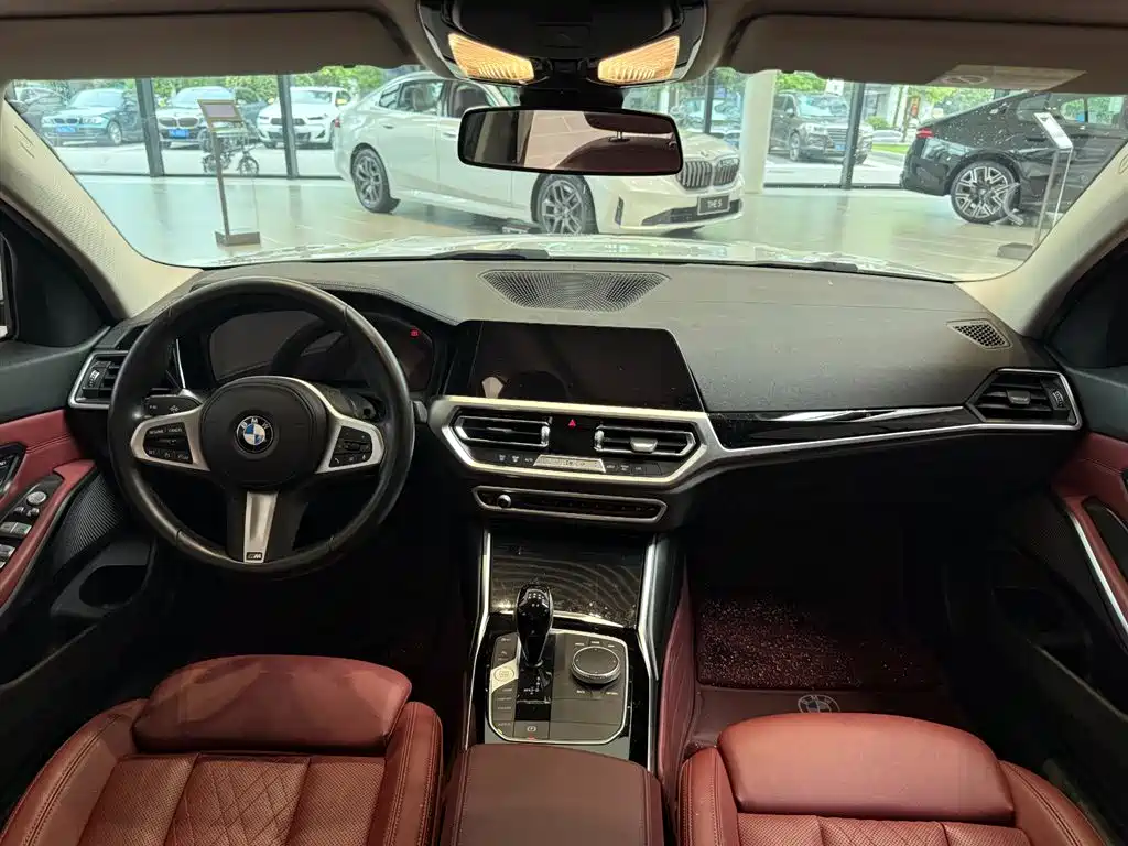 BMW 3 Series 2022 320Li M Sport Package фото 11