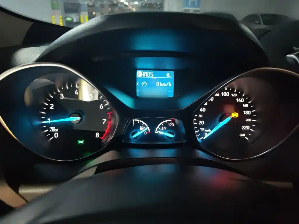 Фото 4 - Ford Kuga