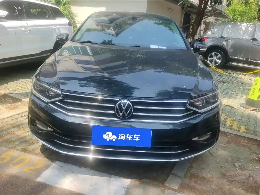 Volkswagen Magotan 2020 330TSI DSG Leading фото 2