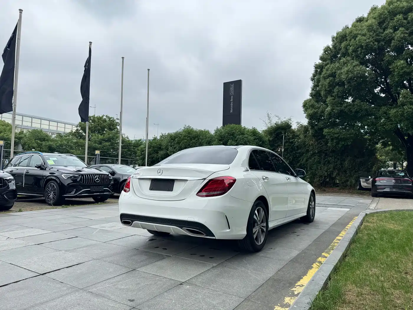 Mercedes-Benz C-Class 2017 Facelift C 200 L Sport Edition фото 18