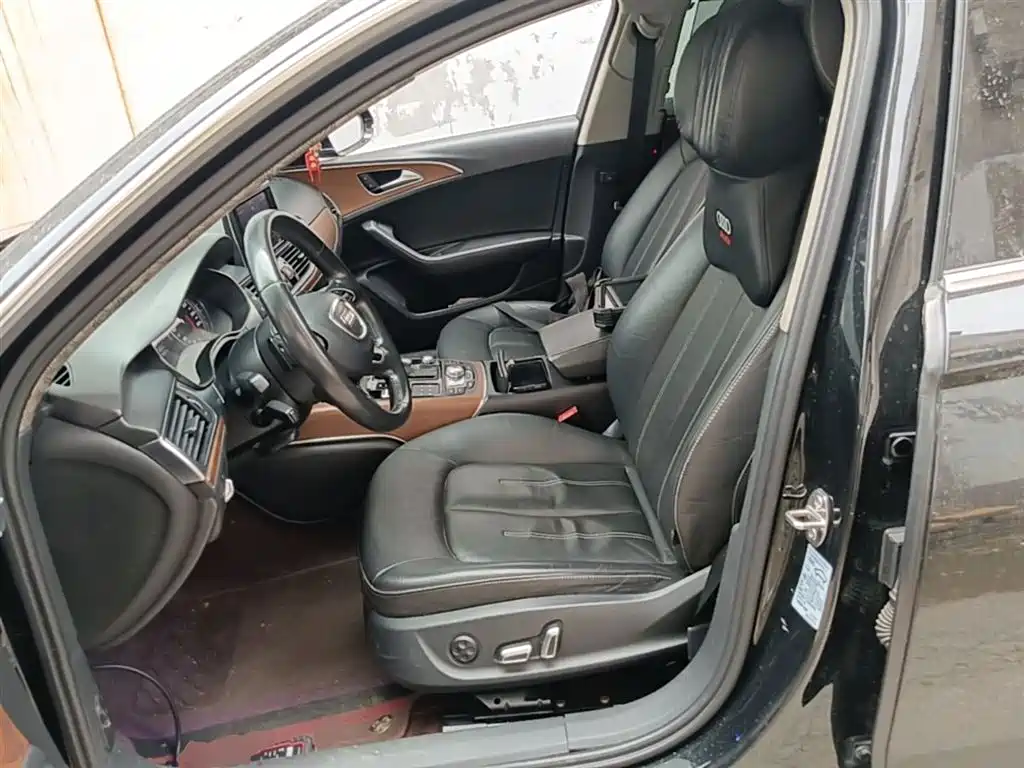 Audi A6L 2018 30th Anniversary 30 FSI Style фото 15