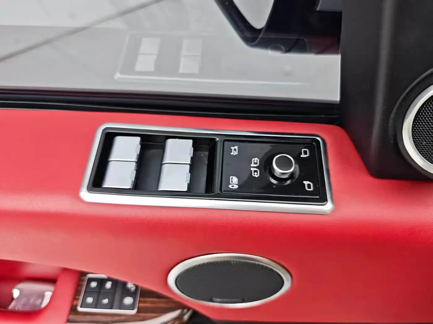 Фото 20 - Land Rover Range Rover