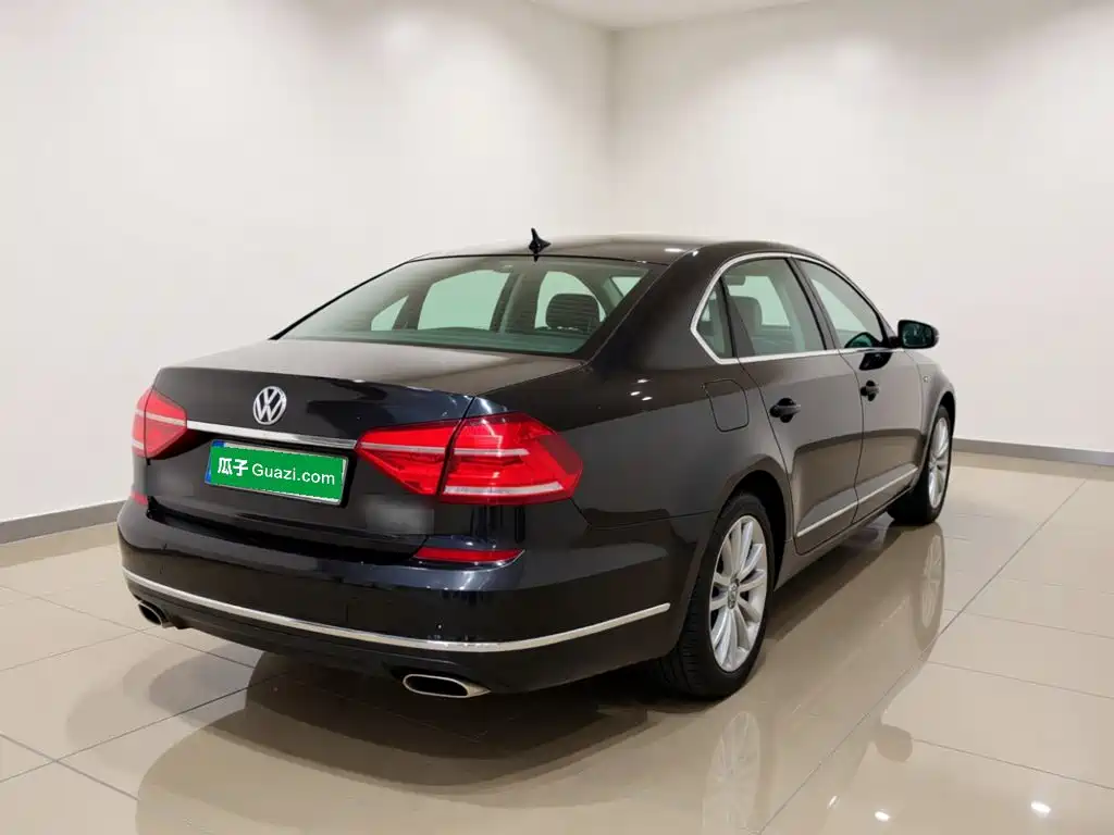 Фото 4 - Volkswagen Passat