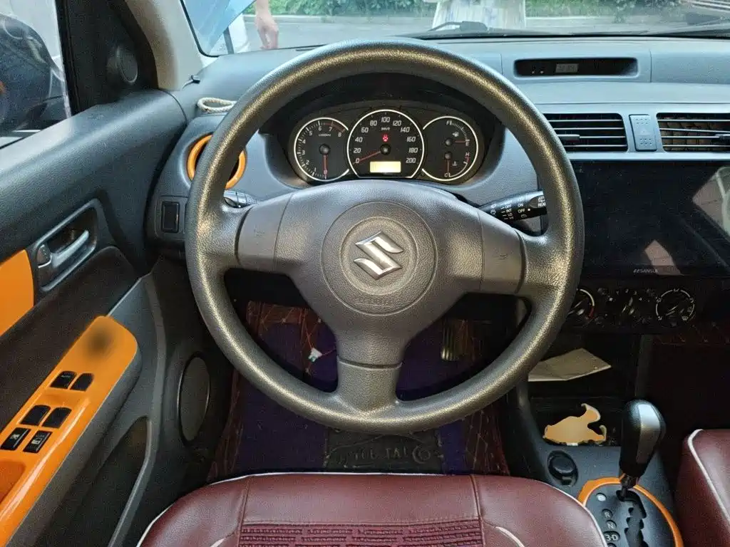 Suzuki Swift 2017 2016 1.5L Automatic Fashion Cool Edition
