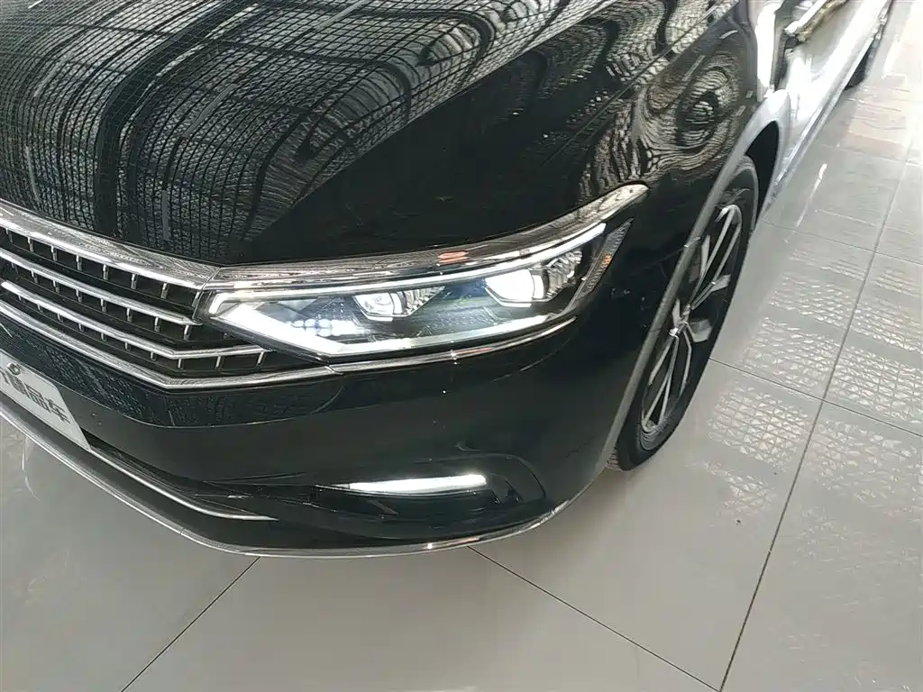 Volkswagen Magotan 2020 330TSI DSG Leading фото 24