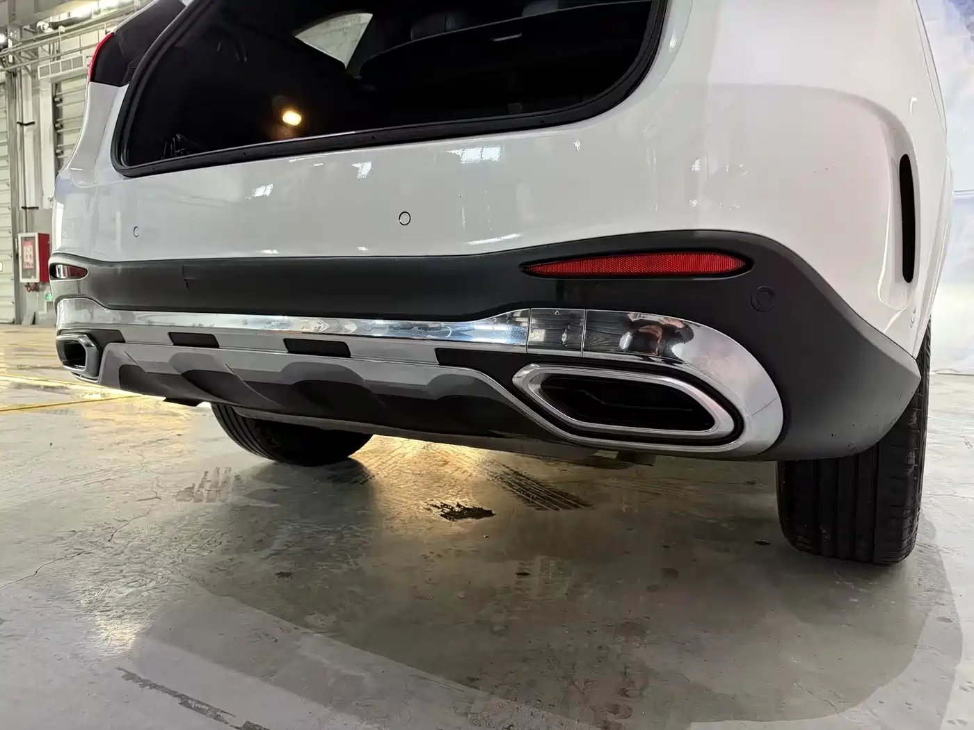 Mercedes-Benz GLC 2023 GLC 300 L 4MATIC Sport 5-Seater фото 17