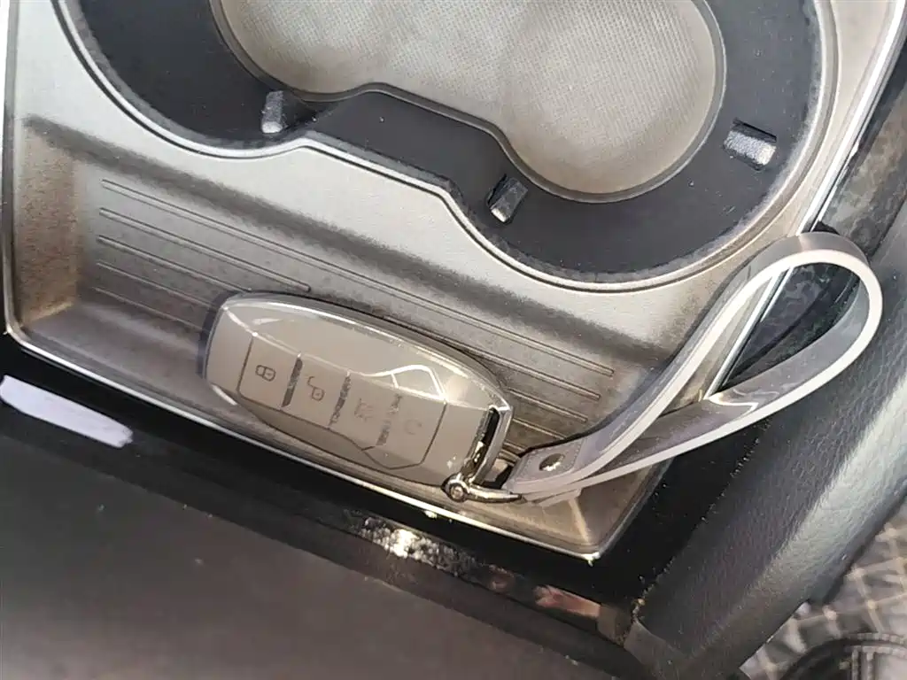 BYD Song MAX 2021 Upgrade 1.5T Automatic Premium Edition 7-Seater фото 9