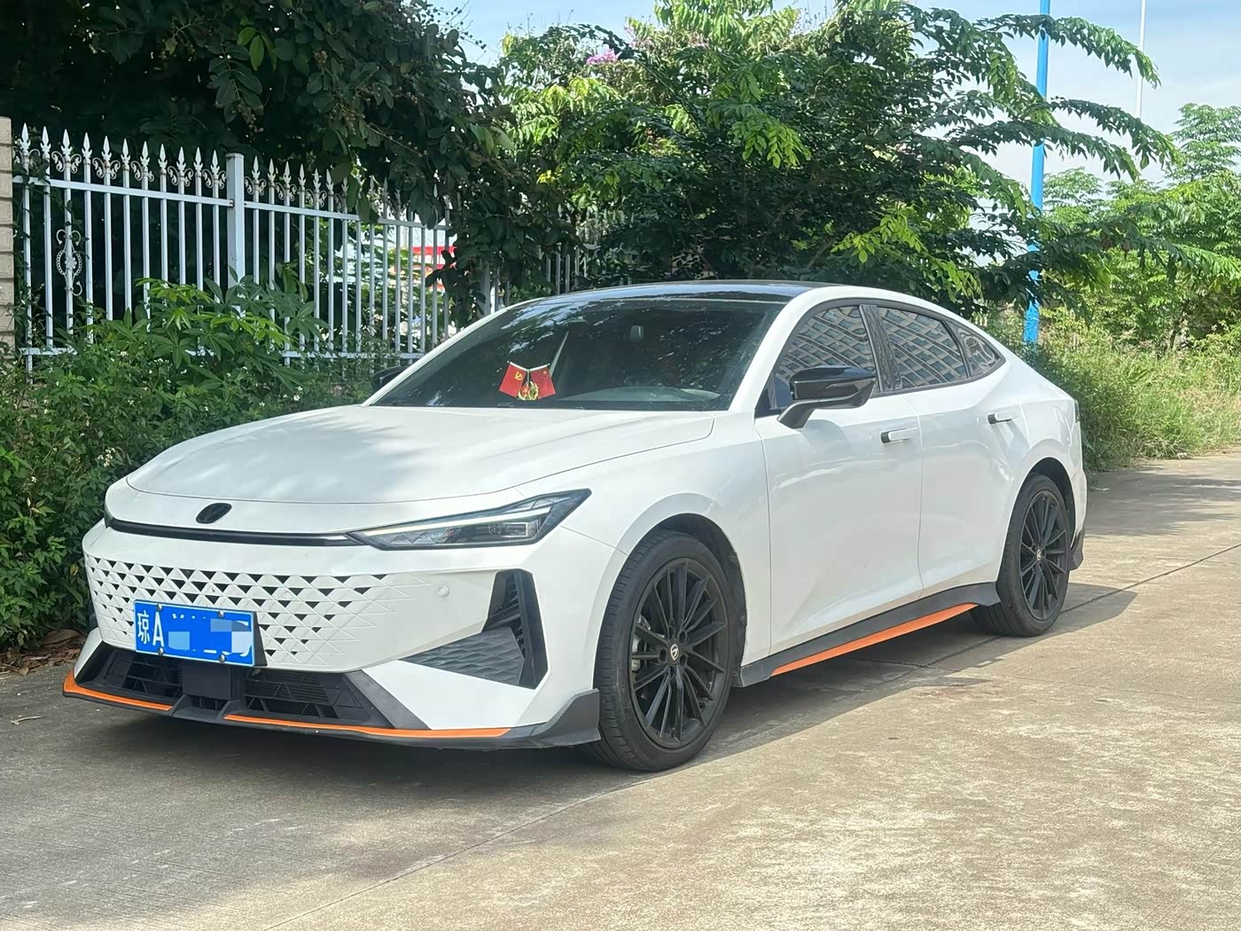 Changan UNI-V