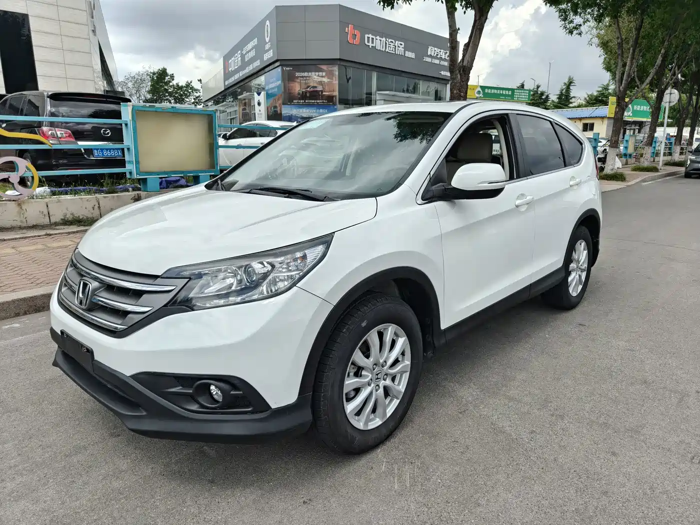 Фото 1 - Honda CR-V