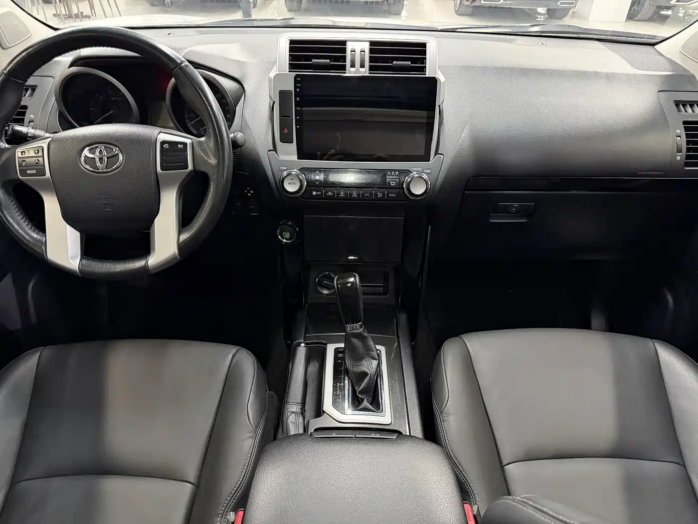 Toyota Prado (Import) 2014 2.7L Automatic Standard Edition фото 8