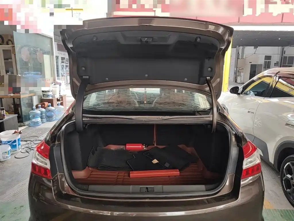 Peugeot 408 2014 1.8L Automatic Luxury Edition фото 19