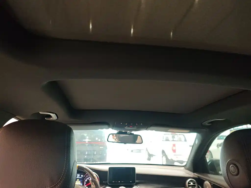 Mercedes-Benz GLC 2018 Facelift GLC 200 4MATIC фото 8