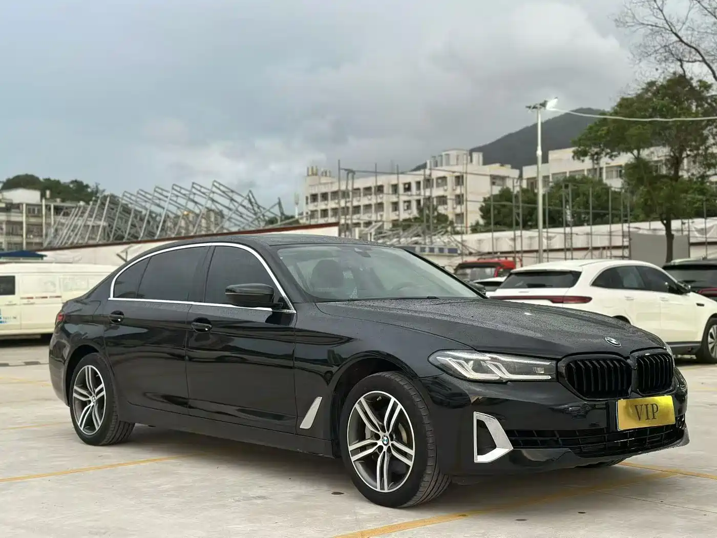 Фото 1 - BMW 5 Series